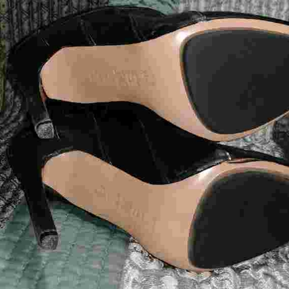 L.A.M.B. stiletto booties - Picture 6 of 6